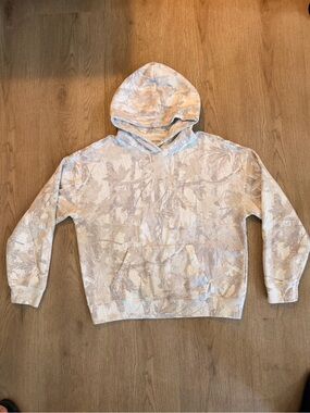 Hollister Women's Cream & Light Brown Camouflage Hoodie